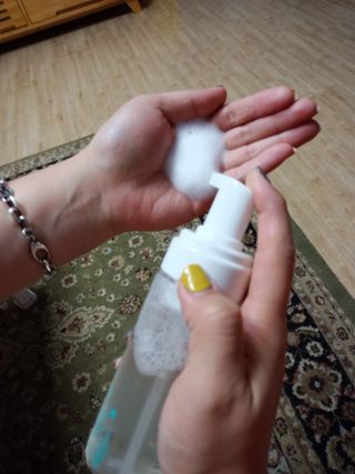 아임오 페미닌워시 150ML + 페미닌티슈6입 + 아임오스티커 + 쿠폰북 — 5점을 준 리뷰어가 2021년 10월 올린 사용 사진