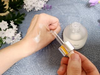 브에노 파리퀸 윌 페이스 오일 — 5점을 준 리뷰어가 2021년 8월 올린 사용 사진