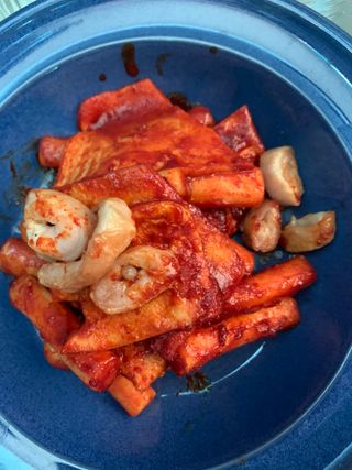 [앤더미트]더 불맛 직화 막창 매콤 떡볶이 1팩 (640g) — 5점을 준 리뷰어가 2022년 5월 올린 사용 사진