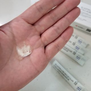 [유니자르] 엘라스틴 저분자 콜라겐95 7포 X 3EA   총 21포 — 4점을 준 리뷰어가 2022년 3월 올린 사용 사진