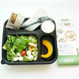 참살이도시락 작심삼일 샐러드도시락 3개 맛보기 새벽배송 또는 택배배송 — 3.5점을 준 리뷰어가 2021년 8월 올린 사용 사진