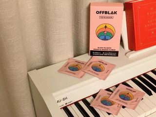 [오프블랙] 아침을 상큼하게 시작하는 에너지티! 유아골든 블렌딩홍차 12T — 5점을 준 리뷰어가 2021년 11월 올린 사용 사진