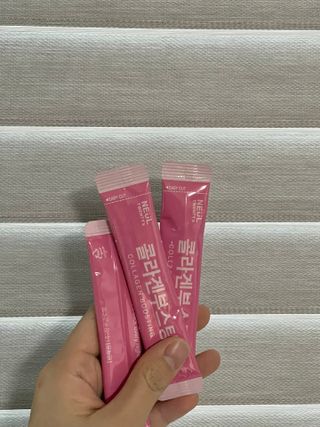 늘20s 콜라겐 부스팅_COLLAGEN BOOSTING — 4점을 준 리뷰어가 2023년 2월 올린 사용 사진