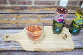 더그레잇티 콤부차 [매일유업] 더그레잇티 44kcal 콤부차 300ml *12개입 (오리지널 6개+베리리치 6개) — 5점을 준 리뷰어가 2023년 7월 올린 사용 사진