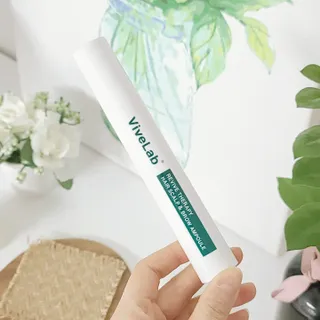 바이브랩 [탈모증상완화] 헤어라인 눈썹 두피앰플 — 5점을 준 리뷰어가 2022년 3월 올린 사용 사진