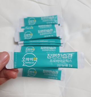 [유산균] 오마이락 장편한습관 프로바이오틱스 30P — 5점을 준 리뷰어가 2022년 11월 올린 사용 사진