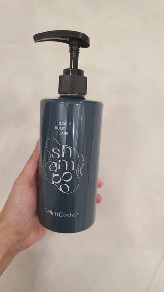 세렌닥터 스칼프 루트 케어 샴푸 — 5점을 준 리뷰어가 2022년 11월 올린 사용 사진