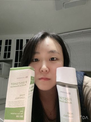 리더스코스메틱 리더스 퍼스트 샷 액티브 에센스 토닝 컨트롤 & 포어 컨트롤 — 4점을 준 리뷰어가 2021년 12월 올린 사용 사진
