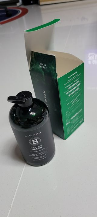 블랙페블 남성청결제 올인원 바디워시 클린 웨이브 — 5점을 준 리뷰어가 2021년 4월 올린 사용 사진