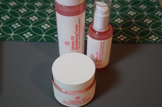 아이앤립 / EYENLIP 아이앤립 연어오일 리바이탈라이징 토너+앰플+크림 3종 세트 — 5점을 준 리뷰어가 2021년 7월 올린 사용 사진