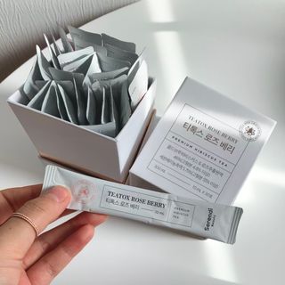 세렌디뷰티_이너뷰티 티톡스 로즈 베리 — 5점을 준 리뷰어가 2021년 3월 올린 사용 사진