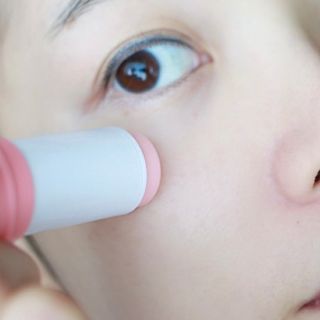 스킨큐어 산다화 카멜리아 안티 링클 멀티밤 — 5점을 준 리뷰어가 2022년 4월 올린 사용 사진