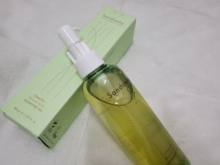 스킨큐어 산다화 순한 클렌징 동백 오일 200ml — 5점을 준 리뷰어가 2023년 3월 올린 사용 사진