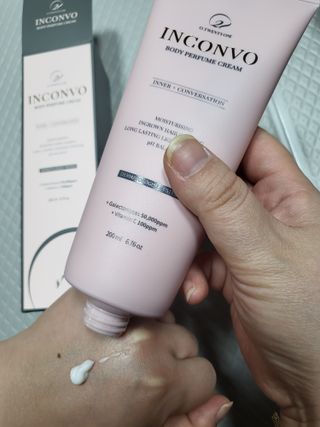 오투에니원 인컨보 바디 퍼퓸 크림 200ml — 5점을 준 리뷰어가 2023년 1월 올린 사용 사진