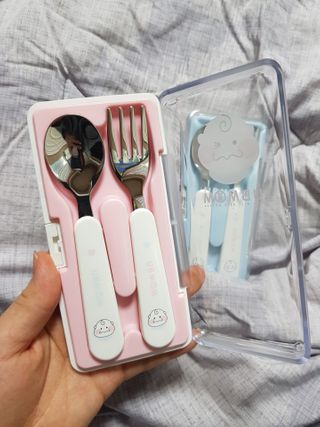 유비맘 스푼포크 케이스 세트 1+1 _컬러랜덤 발송 — 4점을 준 리뷰어가 2021년 2월 올린 사용 사진