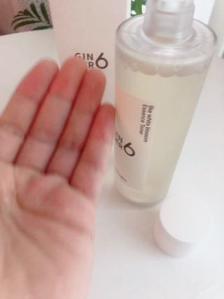 GINGER6 라이크 화이트 블라썸 에센스 토너 — 5점을 준 리뷰어가 2021년 10월 올린 사용 사진
