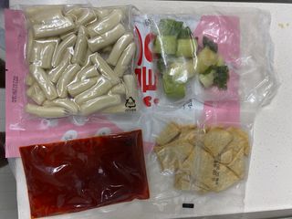 응큼떡볶이 — 4점을 준 리뷰어가 2021년 3월 올린 사용 사진