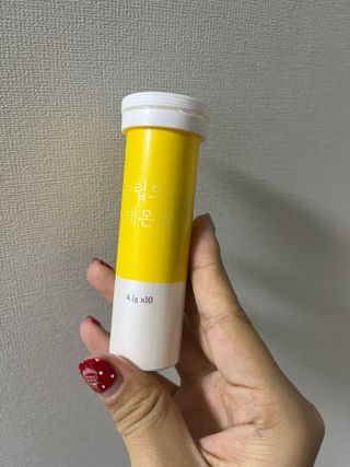 [슬림드랍 레몬맛] 건기식 다이어트 보조제 겸 비타민 — 5점을 준 리뷰어가 2022년 1월 올린 사용 사진
