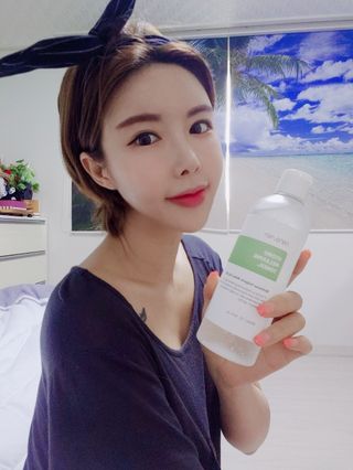 나나스킨 하이드로릴렉싱토너 — 5점을 준 리뷰어가 2021년 5월 올린 사용 사진