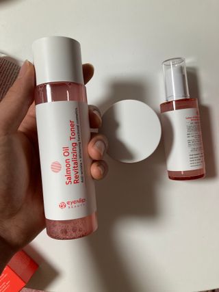 아이앤립 / EYENLIP 아이앤립 연어오일 리바이탈라이징 토너+앰플+크림 3종 세트 — 5점을 준 리뷰어가 2021년 6월 올린 사용 사진
