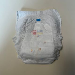 쿠잉 에어드라이  풀커버 팬티기저귀 (L/XL/XXL/XXXL) 1팩 — 5점을 준 리뷰어가 2023년 2월 올린 사용 사진