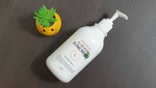 [닥터문] 프리미엄 알로에베라 선크림 500ml — 5점을 준 리뷰어가 2022년 6월 올린 사용 사진