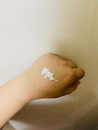 셀프 모이스처라이징 프로텍션 크림 셀프 모이스처라이징 프로텍션크림 — 4점을 준 리뷰어가 2022년 4월 올린 사용 사진