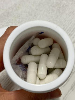 프리마인 성큼다가온 봄, 이너뷰티를 챙겨야 피부도 화사하게, 컨디션도 활기차게. 흡수율을 높인 고효율 비타민. — 5점을 준 리뷰어가 2023년 3월 올린 사용 사진
