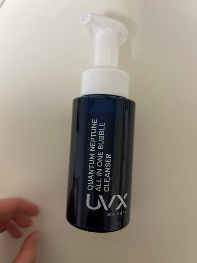 UVX 퀀텀 넵튠 올인원 버블 클렌저 리뷰 사진
