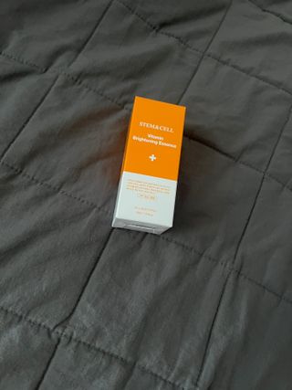 체르엠 스템앤셀 비타민 브라이트닝 에센스 30ml 1개 — 5점을 준 리뷰어가 2022년 2월 올린 사용 사진