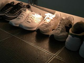 아카라 어두울 때만 켜지는 스마트 무선 센서등 — 5점을 준 리뷰어가 2021년 11월 올린 사용 사진