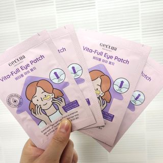 세뚜아(Cettua) 나우[세뚜아] 비타풀 아이 패치 Cettua Vita-Full Eye Patch — 5점을 준 리뷰어가 2024년 4월 올린 사용 사진