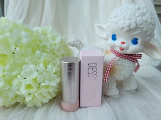 바르는뷰티 데생멀티밤 식물유래성분 97 저분자콜라겐 피부수분 미백 주름개선 멀티밤스틱 — 4.5점을 준 리뷰어가 2021년 11월 올린 사용 사진