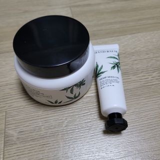 버텍스넘버원 버텍스 넘버원 햄프씨드오일 핸드밤, 바디크림 — 5점을 준 리뷰어가 2022년 3월 올린 사용 사진