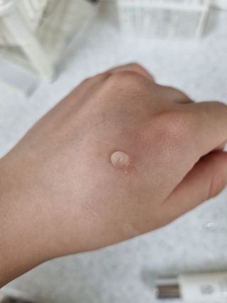 브에노 스킨셀 더마 앰플 — 5점을 준 리뷰어가 2021년 7월 올린 사용 사진