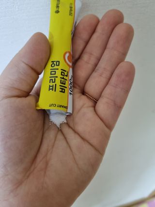 서울약사신협 프리미엄비타민C1000_2.5G x 100포 — 4.5점을 준 리뷰어가 2021년 5월 올린 사용 사진