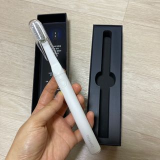 트로마츠 심플 미세전류 칫솔 — 5점을 준 리뷰어가 2022년 5월 올린 사용 사진