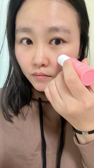 스킨큐어 산다화 카멜리아 안티 링클 멀티밤 — 5점을 준 리뷰어가 2022년 12월 올린 사용 사진