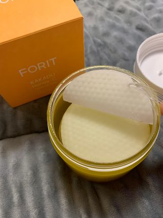 [포잇] 카카두허니씨 미백 톤업패드 190ml 60매 *1개 — 5점을 준 리뷰어가 2023년 1월 올린 사용 사진