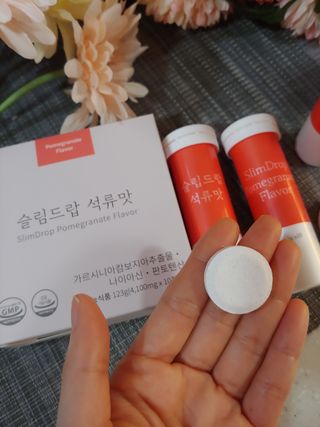 [슬림드랍 석류맛] 건기식 다이어트 보조제 겸 비타민 — 5점을 준 리뷰어가 2022년 2월 올린 사용 사진
