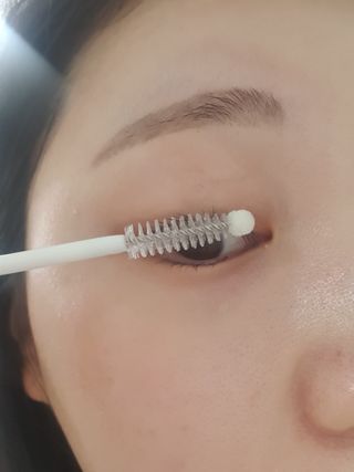 피부미 골드베릴 아이래쉬 앰플 10ml — 5점을 준 리뷰어가 2021년 9월 올린 사용 사진