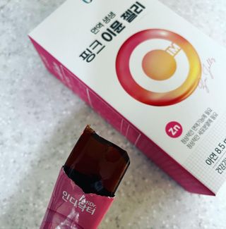 [인디닥터] 면역 생생 핑크 이뮨 젤리 — 5점을 준 리뷰어가 2022년 5월 올린 사용 사진