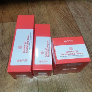 아이앤립 / EYENLIP 아이앤립 연어오일 리바이탈라이징 토너+앰플+크림 3종 세트 — 4.5점을 준 리뷰어가 2021년 6월 올린 사용 사진