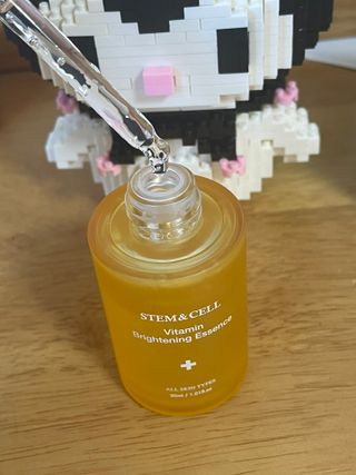 체르엠 스템앤셀 비타민 브라이트닝 에센스 30ml 1개 — 5점을 준 리뷰어가 2021년 9월 올린 사용 사진
