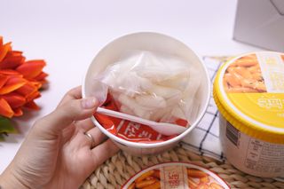 추억의 국민학교 떡볶이 국떡 컵볶이 선물박스 — 5점을 준 리뷰어가 2022년 1월 올린 사용 사진