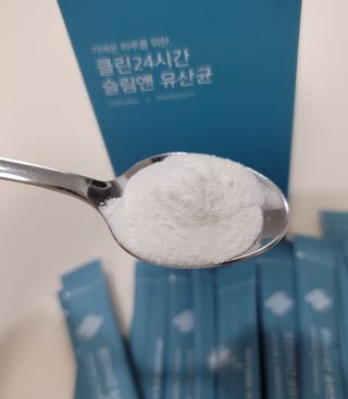클린24시간 슬림앤유산균 1박스 (3.5g X 15포) — 4점을 준 리뷰어가 2022년 11월 올린 사용 사진