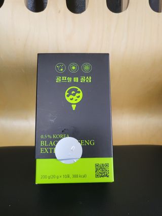 블랙37 골프할 때 골삼 흑삼젤리스틱 20g x 10포 — 5점을 준 리뷰어가 2022년 4월 올린 사용 사진