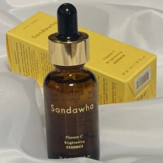 스킨큐어 산다화 비타민c 화이트닝 에센스 30ml — 4.5점을 준 리뷰어가 2022년 3월 올린 사용 사진