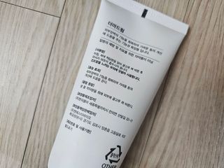 ★스마트 스토어 [올바이오] 더마크림 라이트 크림 130ml 저자극 보습 가려움개선 — 5점을 준 리뷰어가 2025년 2월 올린 사용 사진