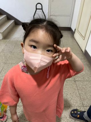 애니가드키즈 라이트 소형 5컬러 각 10매입 [크리미베이지, 코튼핑크, 블루레이크, 페일로즈, 민트그린] — 5점을 준 리뷰어가 2022년 6월 올린 사용 사진